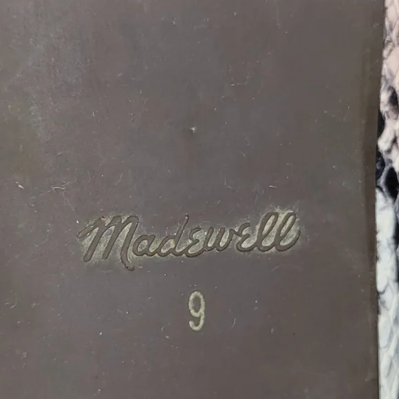 MADEWELL The Adelle Ballet Flat in Snake Embossed Leather muted shell multi 9 - Picture 10 of 10